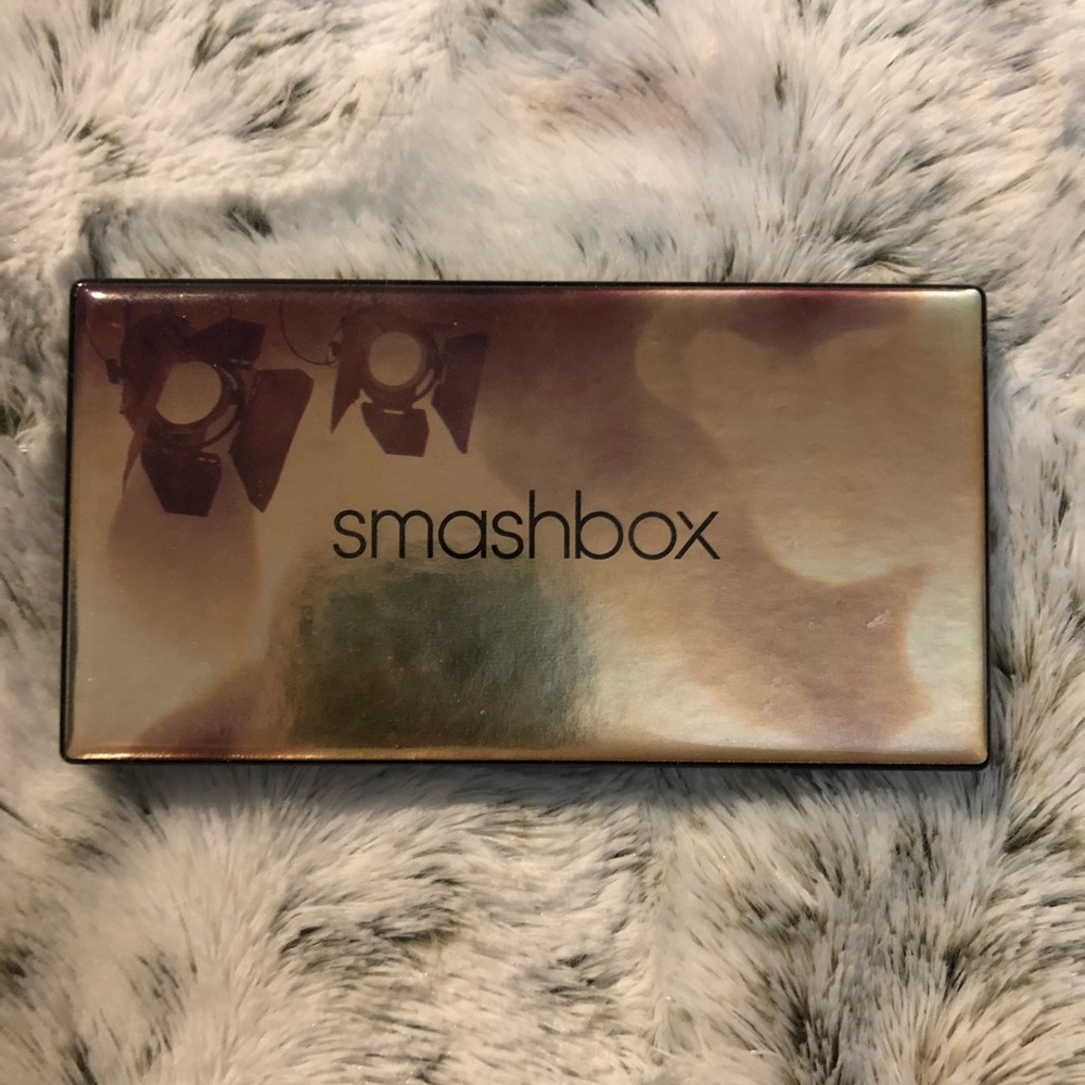 Smashbox spotlight highlighter palette
